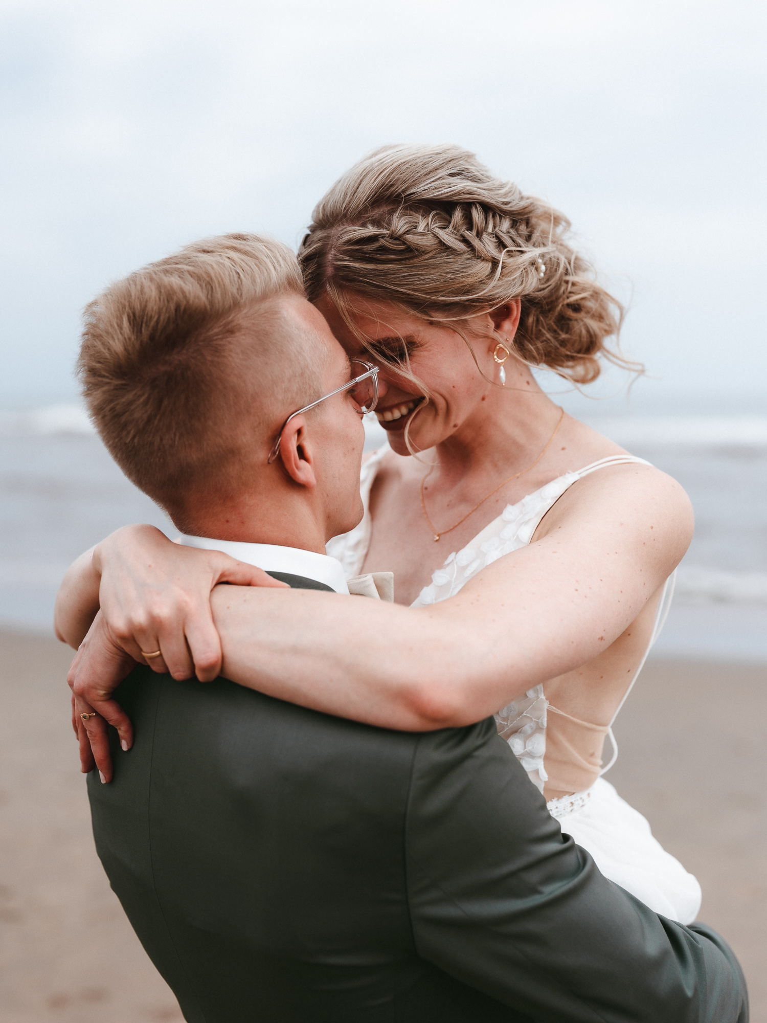 Intimate wedding ceremony in Mallorca – Photos by Ville