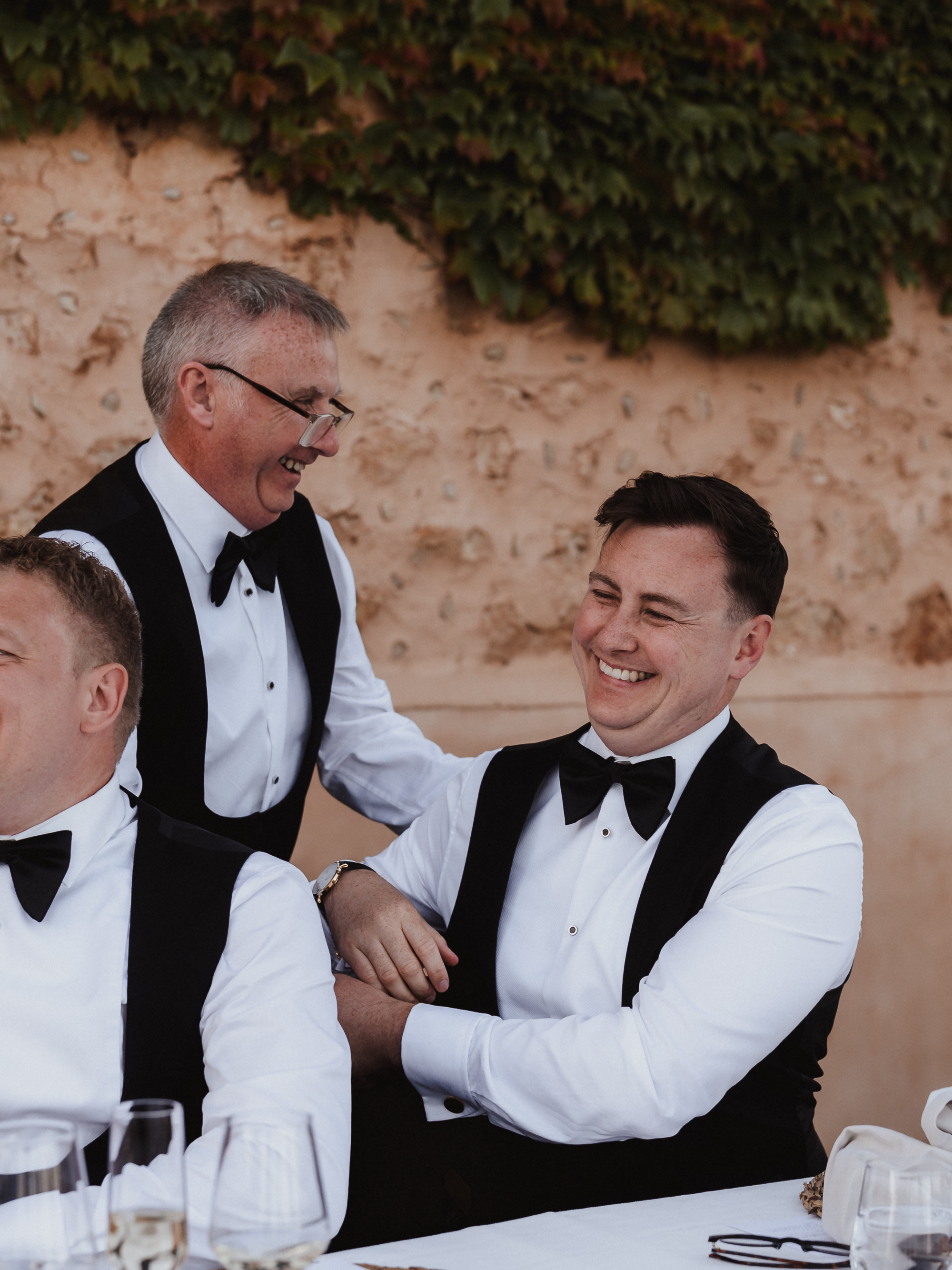 Emotional wedding speeches during dinner at Finca Son Mir Mallorca